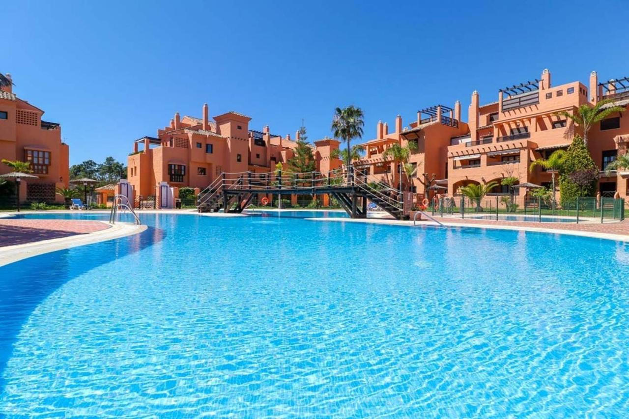 Marbella - Luxury & Spacious Next To Marriott Playa Andaluza - Private Heated Jacuzzi Casa de férias