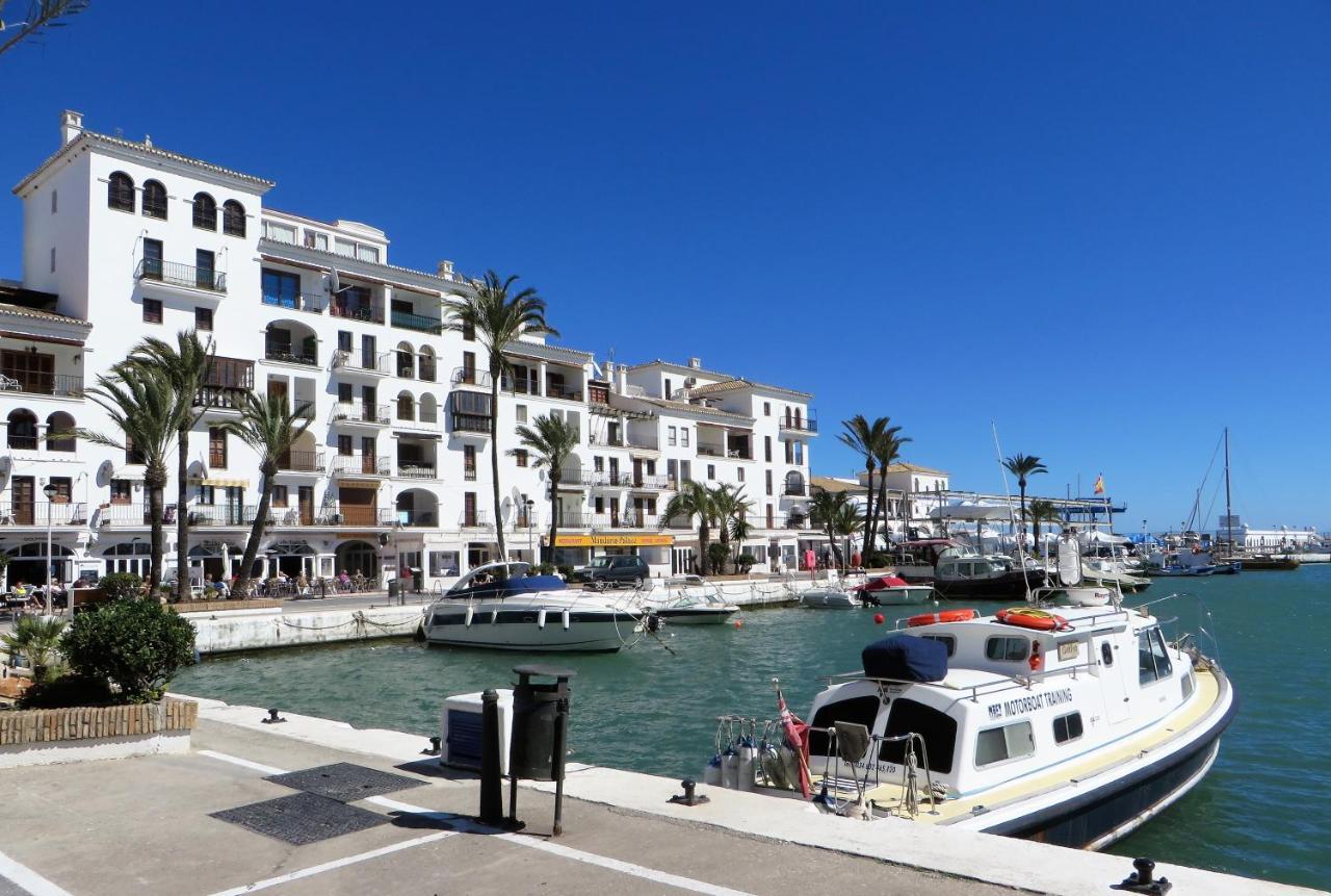 Salinas. For 4. Terrace/parking/pools/gym/4mins Apartment *