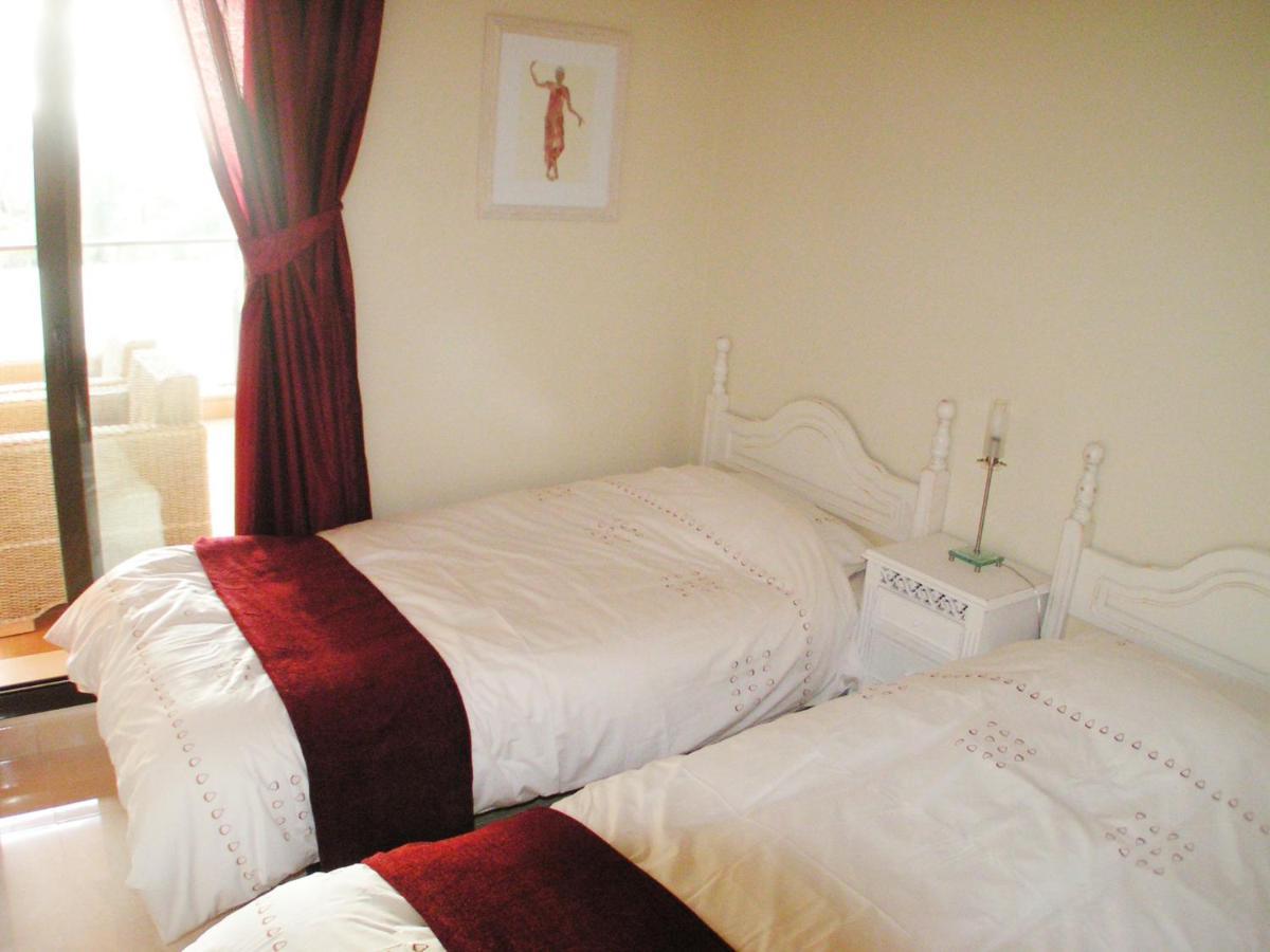 Salinas. For 4. Terrace/parking/pools/gym/4mins Apartment *