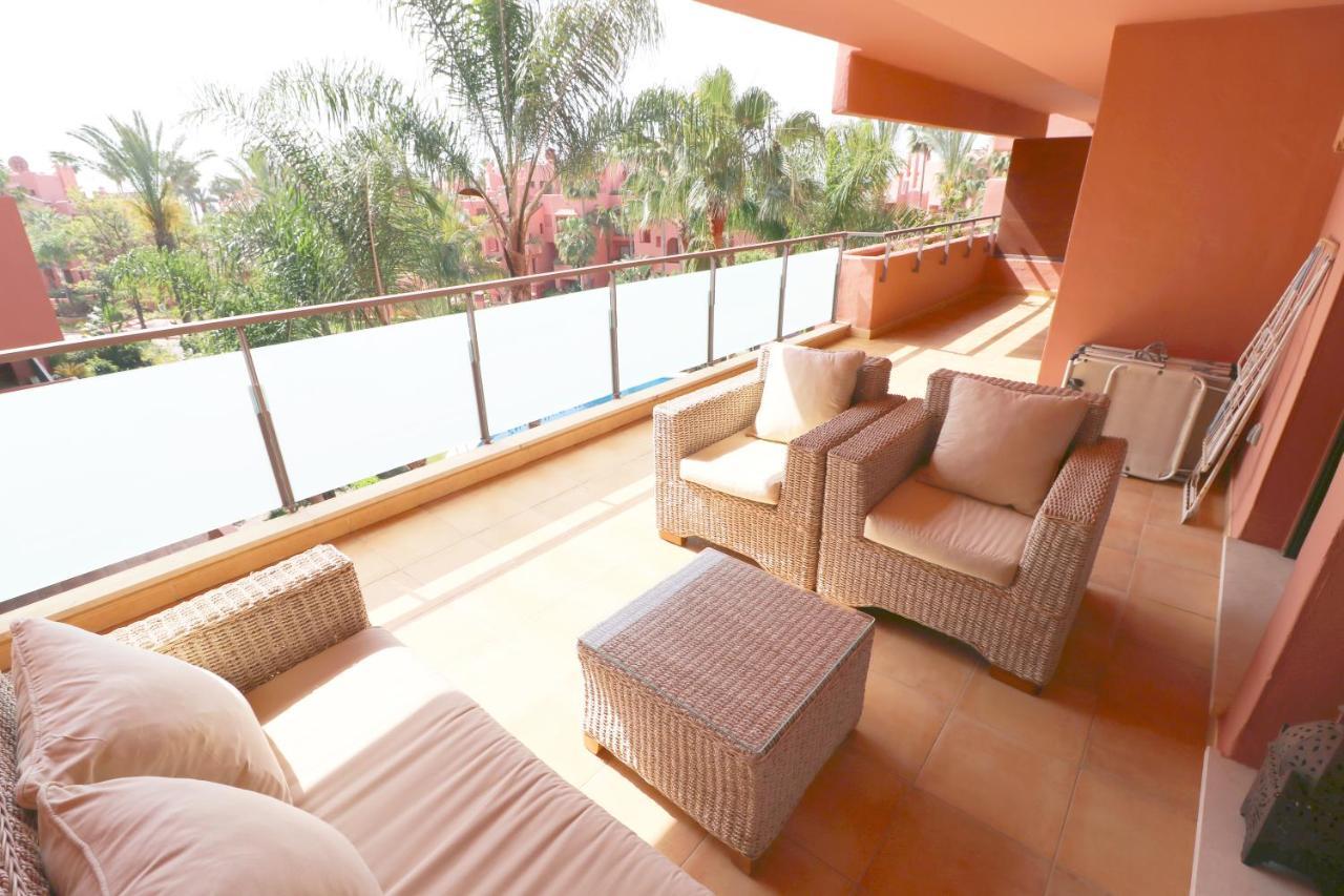 Salinas. For 4. Terrace/parking/pools/gym/4mins Apartment *