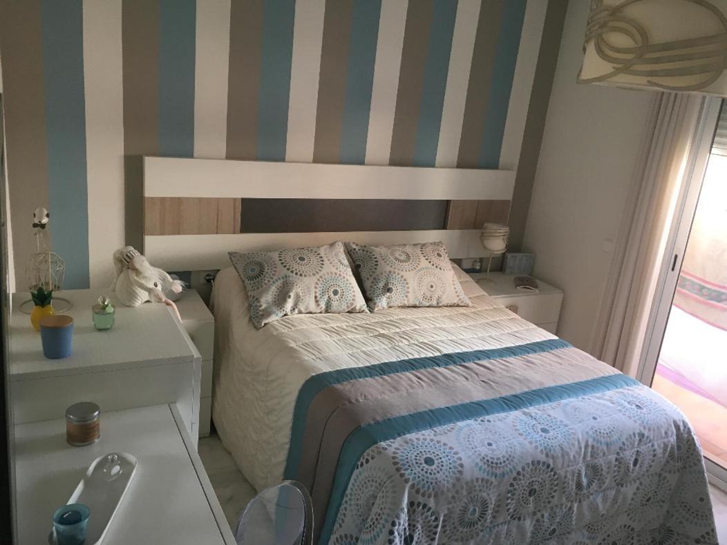 Apartamento De 3 Dormitorios - Cerca Del Puerto Y La Playa