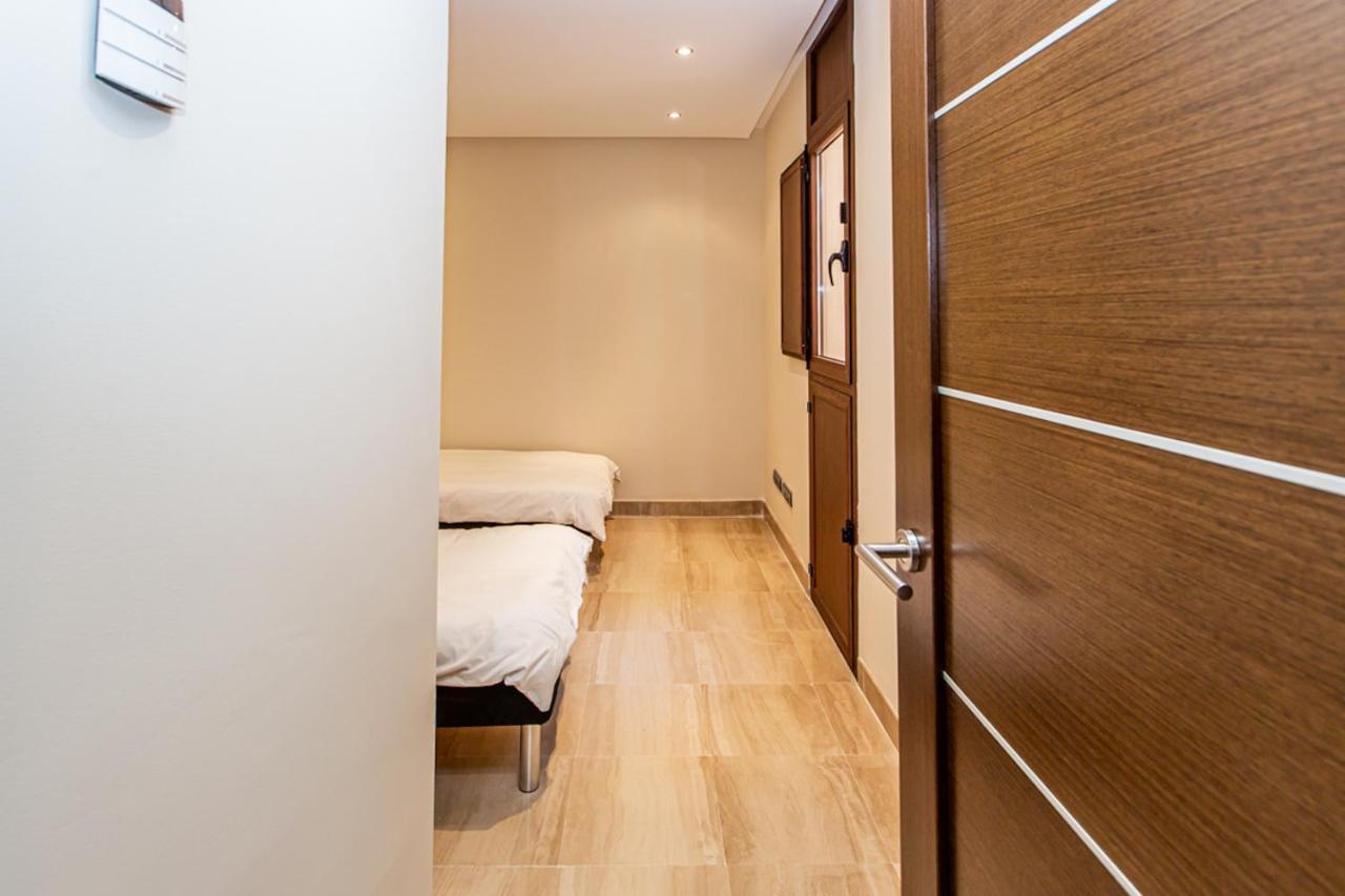 Apartment Frontline Luxe Apt In Bahia De La Plata Rdr214 Estepona