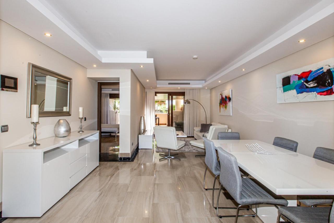 Frontline Luxe Apt In Bahia De La Plata Rdr214 Appartement Estepona
