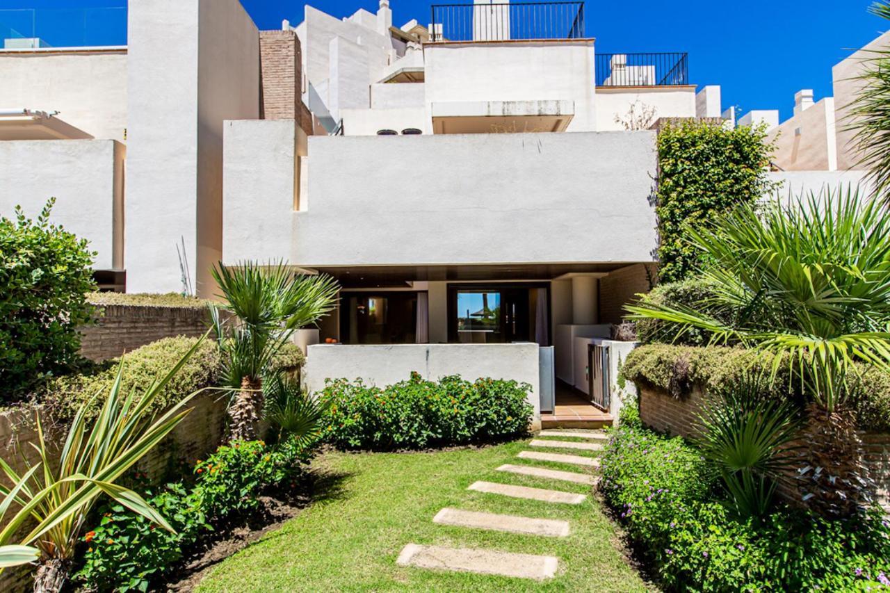 Frontline Luxe Apt In Bahia De La Plata Rdr214 Apartment Estepona