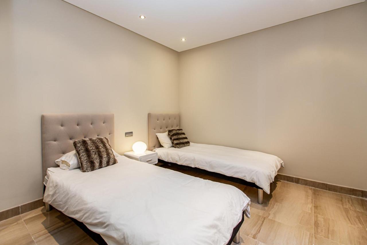 Apartment Frontline Luxe Apt In Bahia De La Plata Rdr214 *