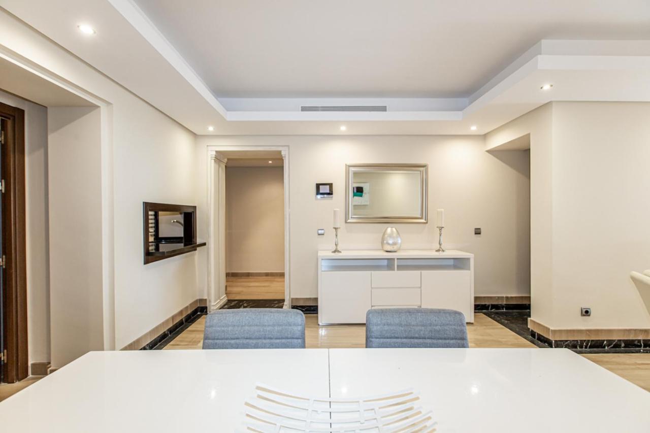 Appartement Frontline Luxe Apt In Bahia De La Plata Rdr214 Estepona