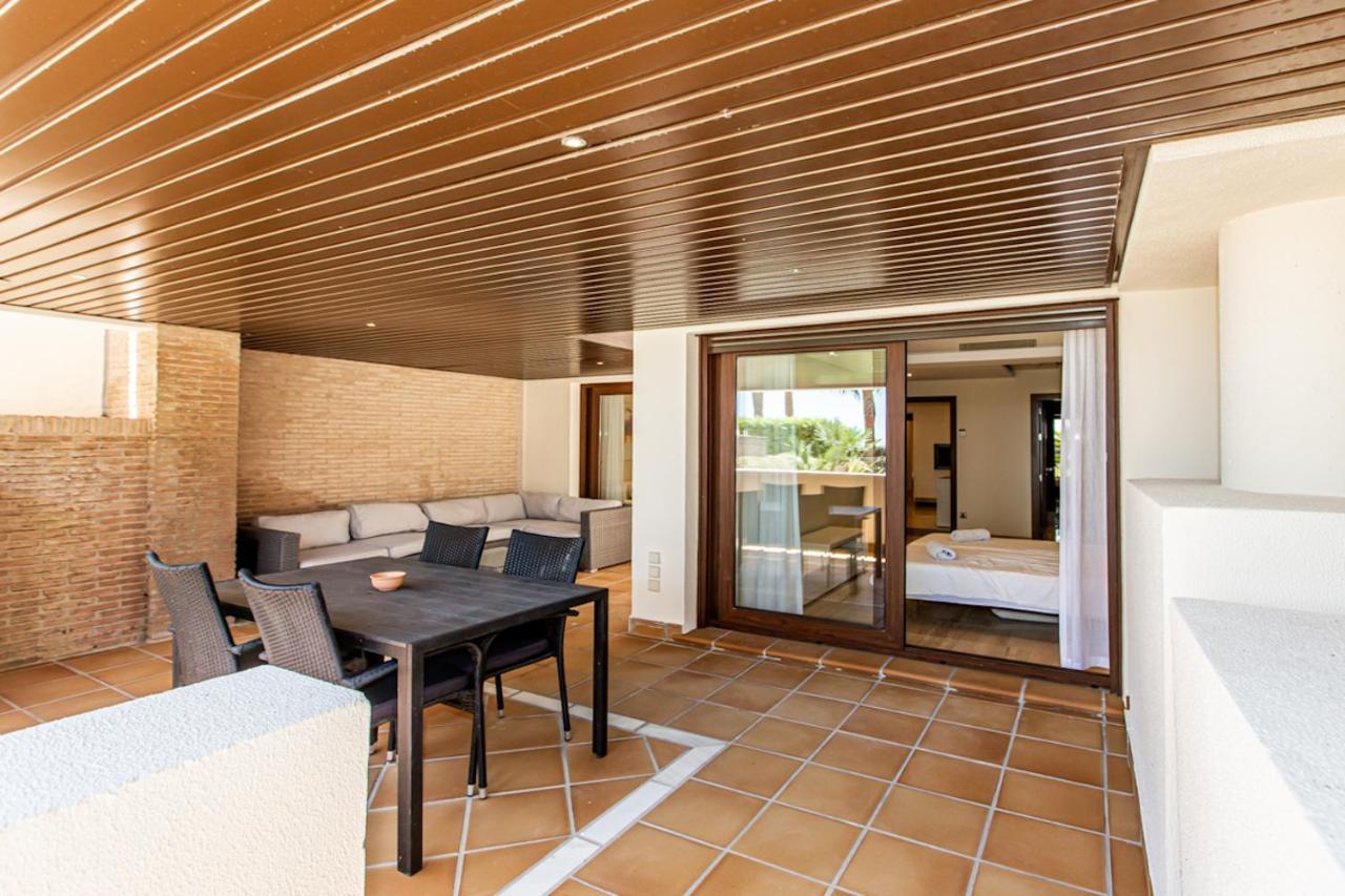 Frontline Luxe Apt In Bahia De La Plata Rdr214 Apartment Estepona