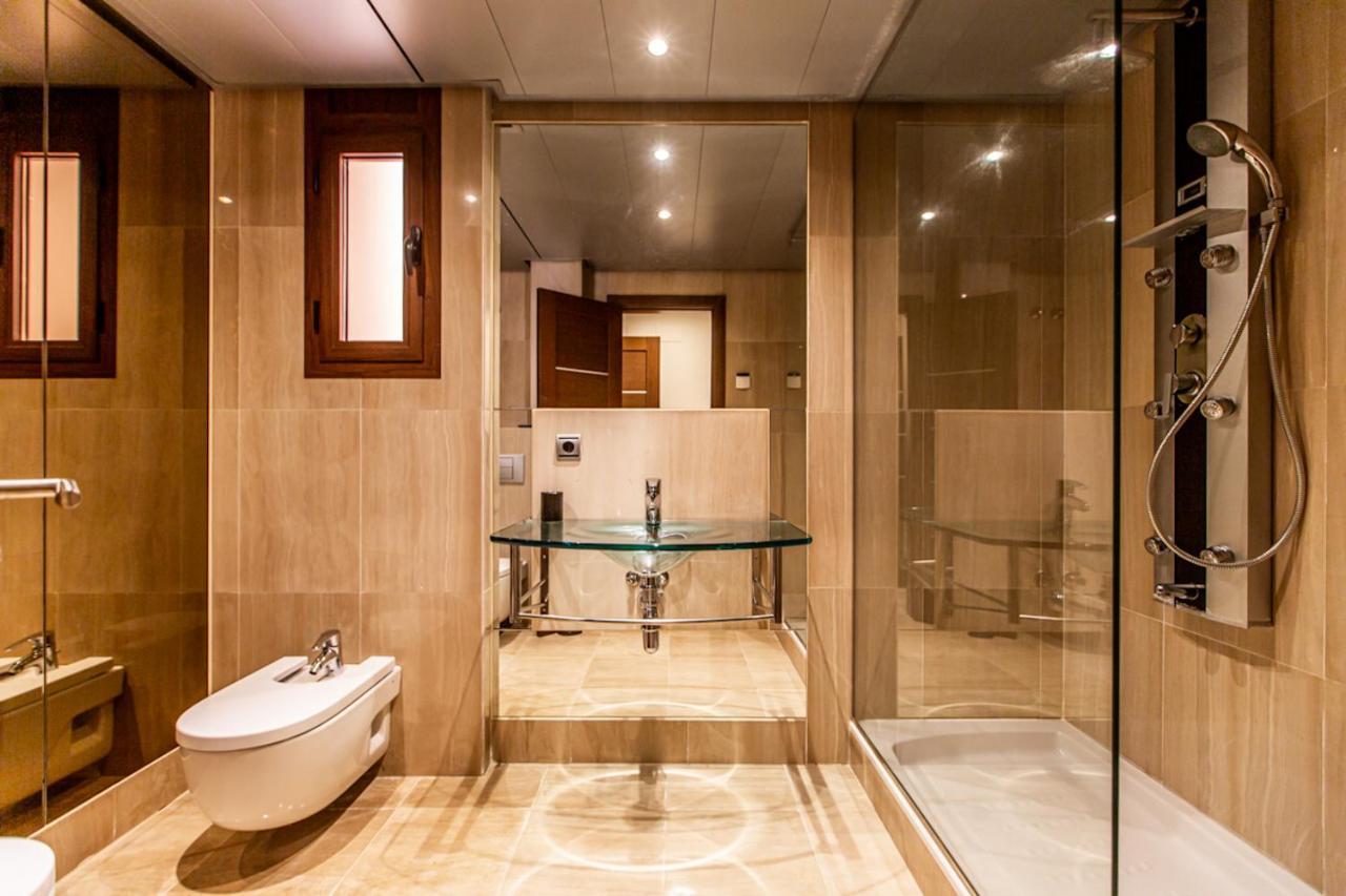 Frontline Luxe Apt In Bahia De La Plata Rdr214 * Estepona