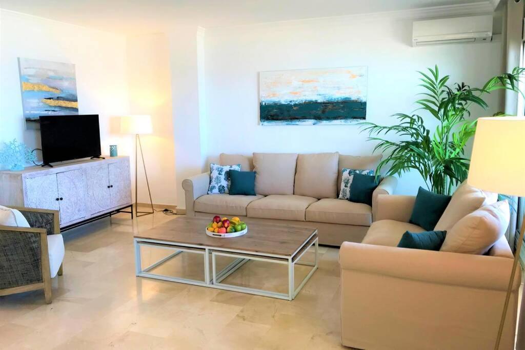 Penthouse Bermuda 2 Apartment Estepona