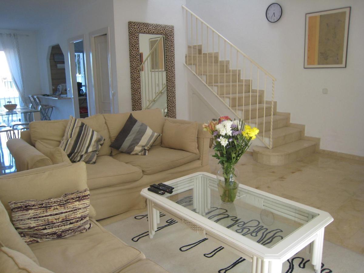 Beautiful Townhouse Internet Air Con 5 Guests Holiday home Estepona