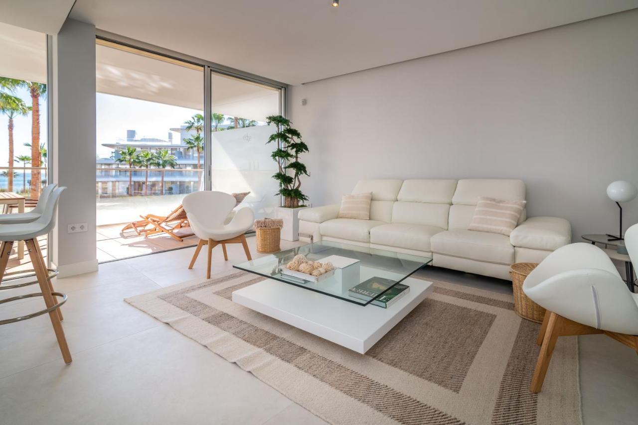 Apartment Vacation Marbella: Beachfront With Luxury Amenities