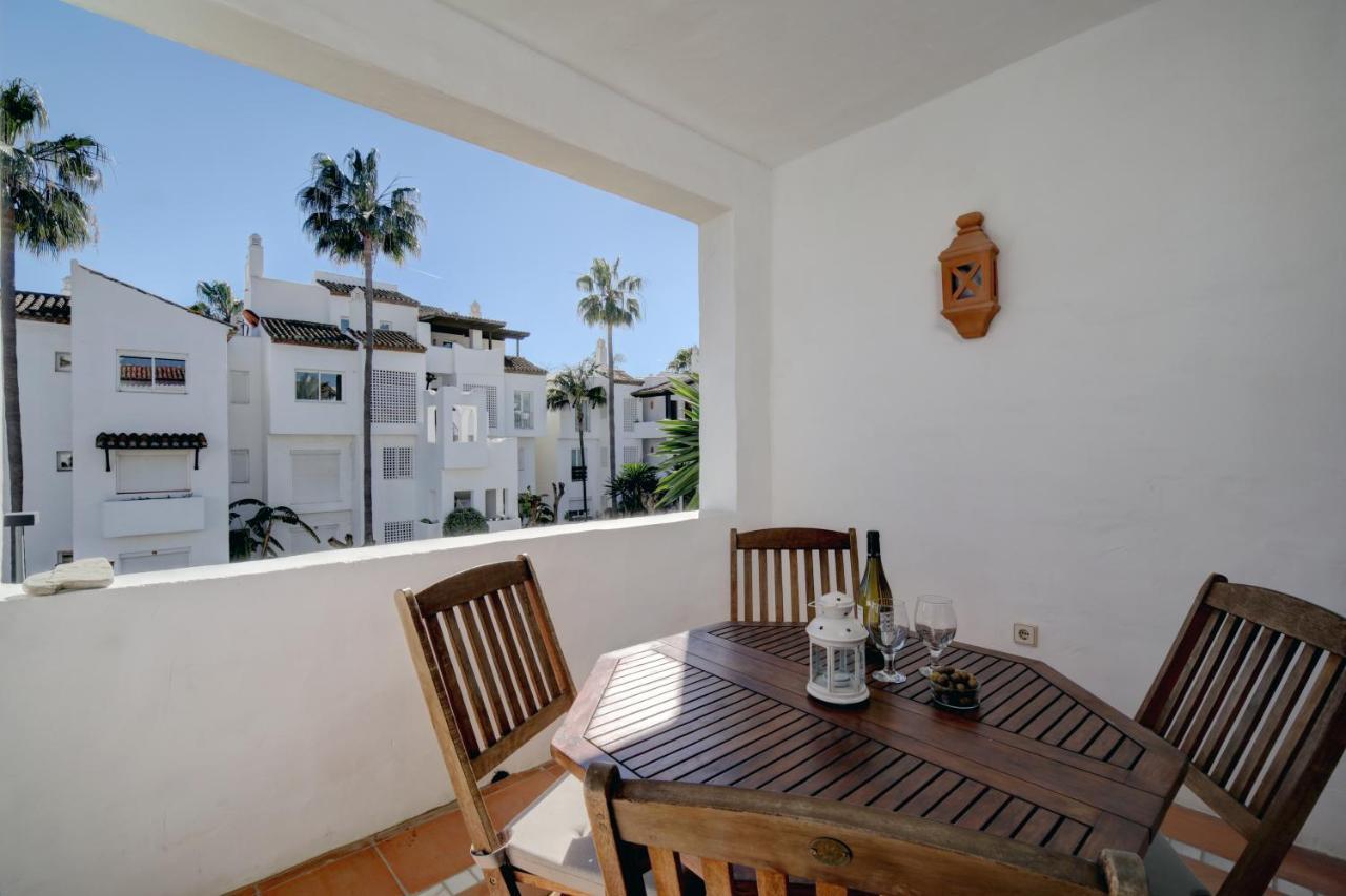 Exceptional Beachfront Complex With Pool In Costalita, Apartment Estepona