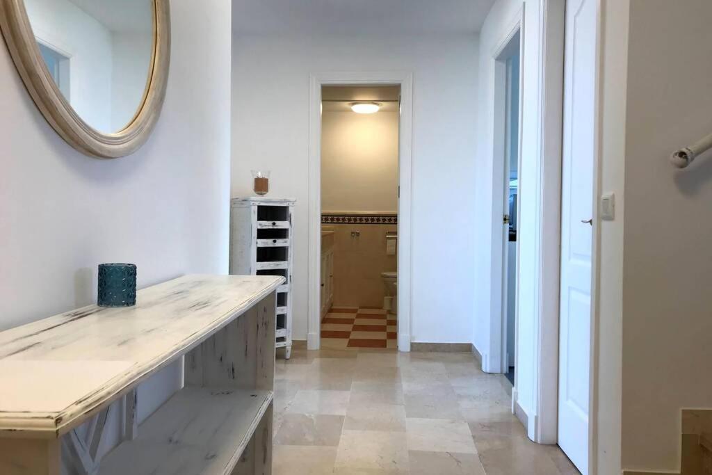 Penthouse Bermuda 2 *