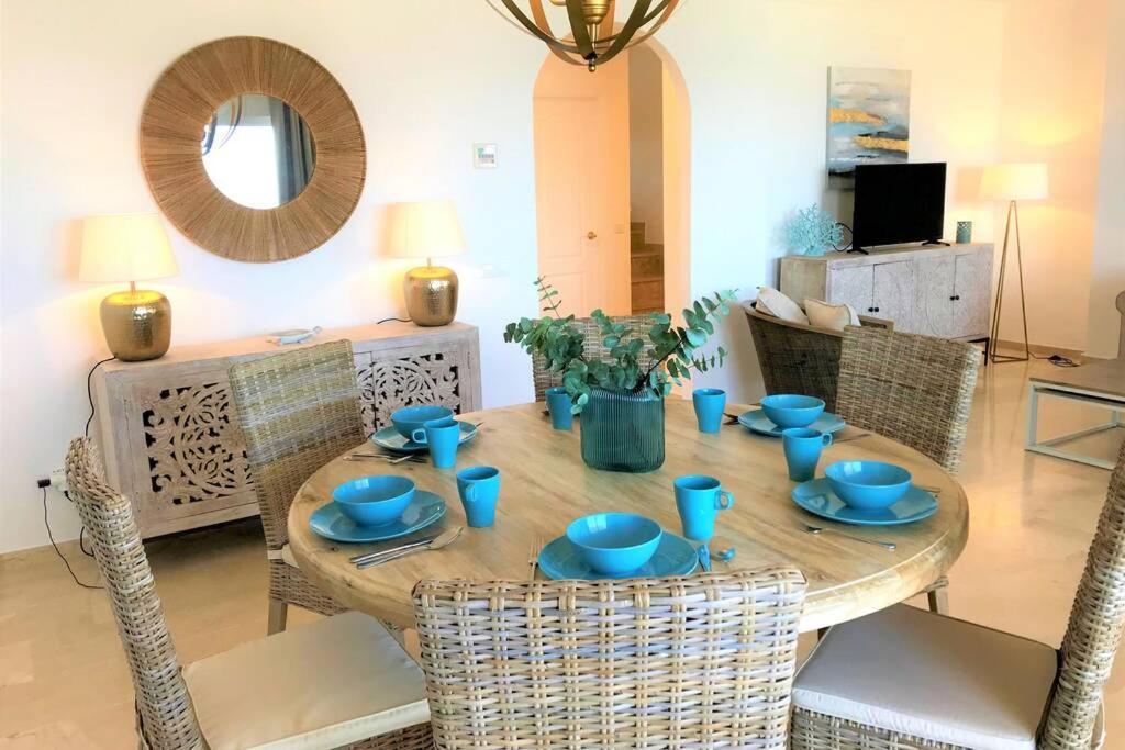 Penthouse Bermuda 2 *