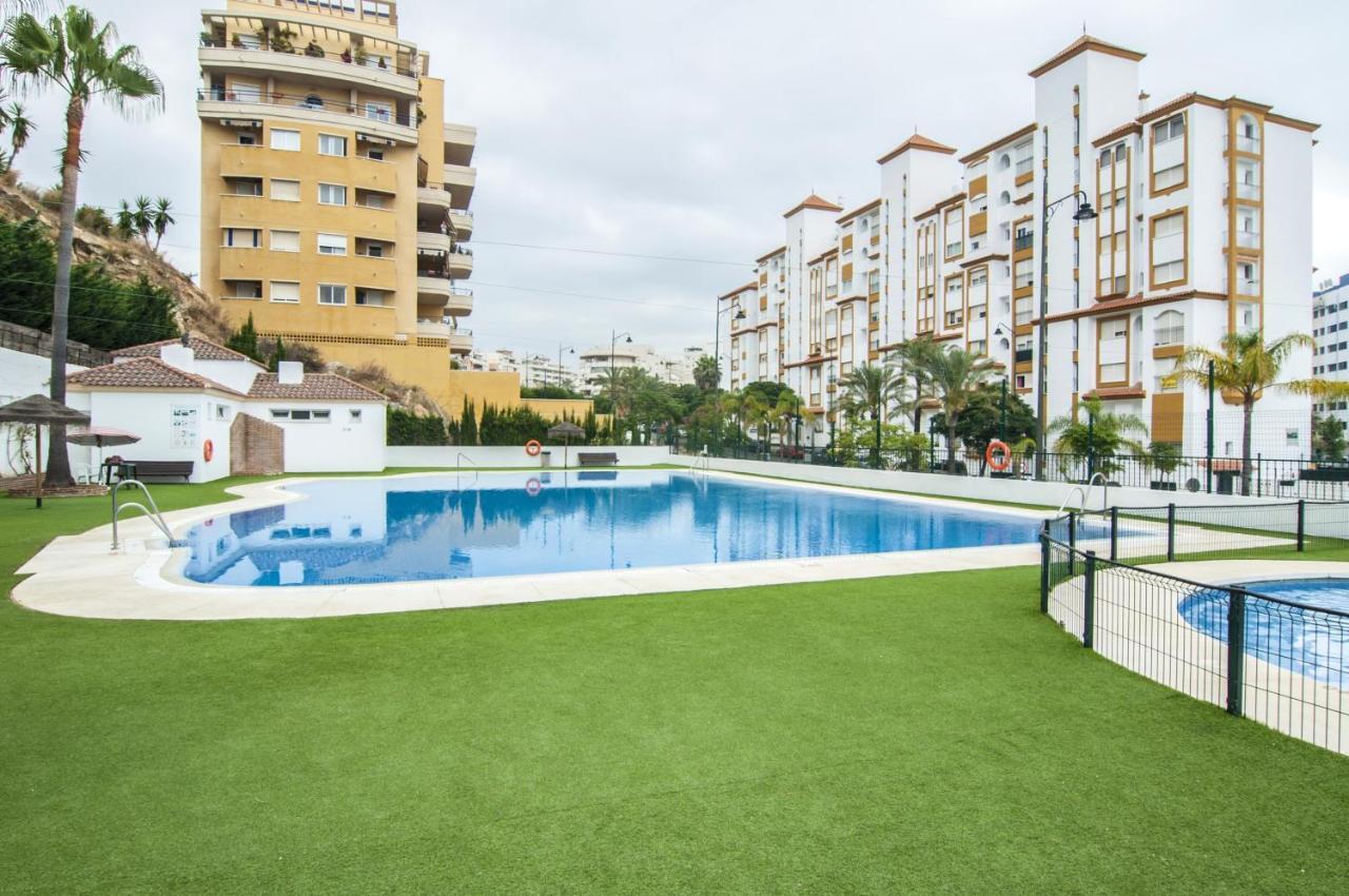 Apartment Seaside Terrace: 2-bedroom With Pool And Ocean Views Estepona