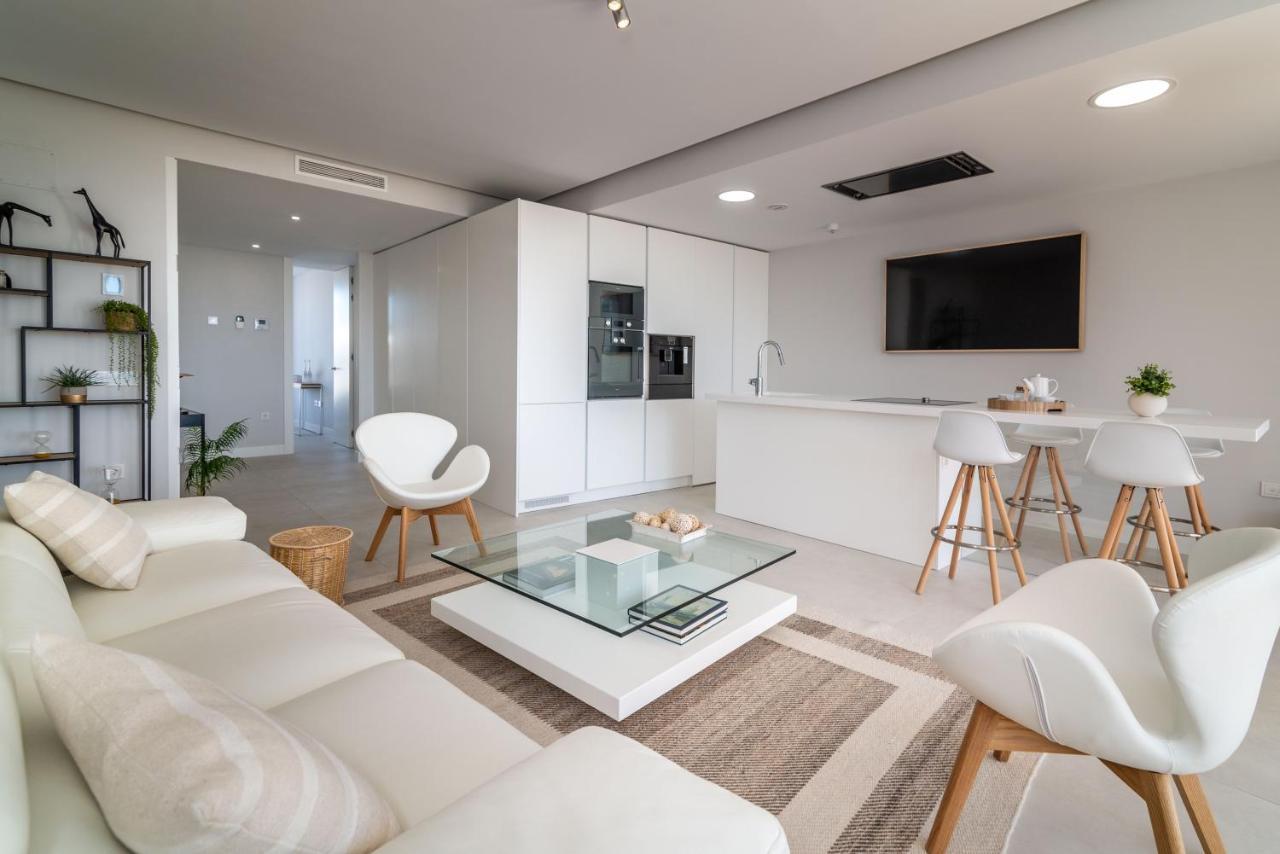 Vacation Marbella: Beachfront With Luxury Amenities Estepona
