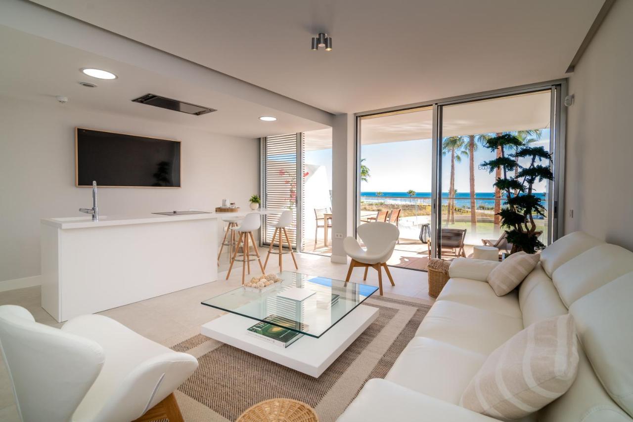 Vacation Marbella: Beachfront With Luxury Amenities * Estepona