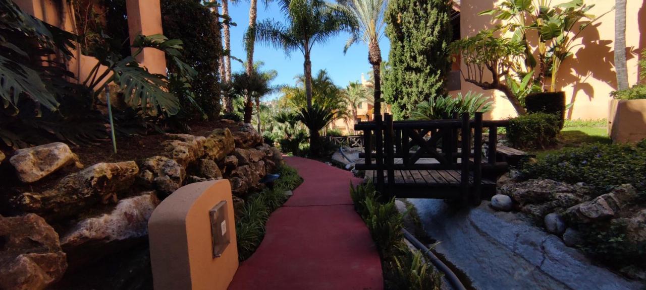Marbella Luxury Fast Internet Netflix Apartment *