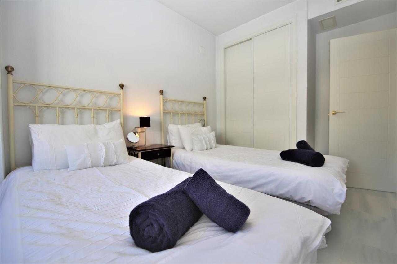 Port Flo Apartment *
