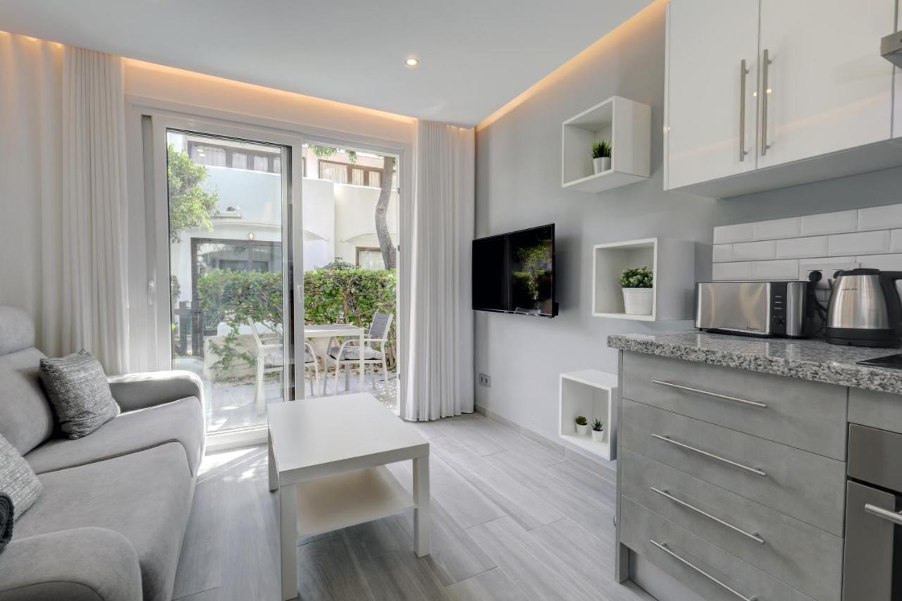 Apartamento Modern House Only A 3 Minute Walk To The Beach.