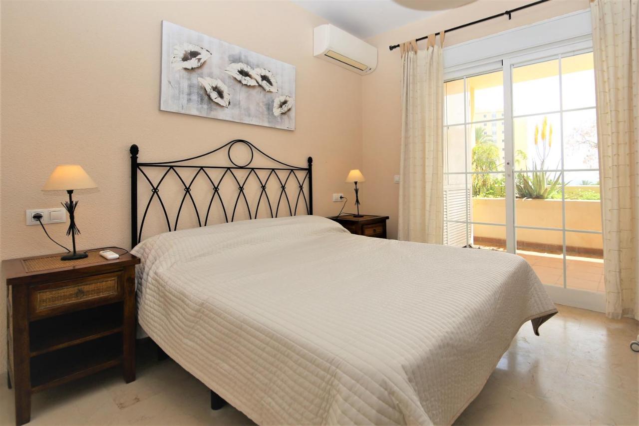 Apartment Port Olivian