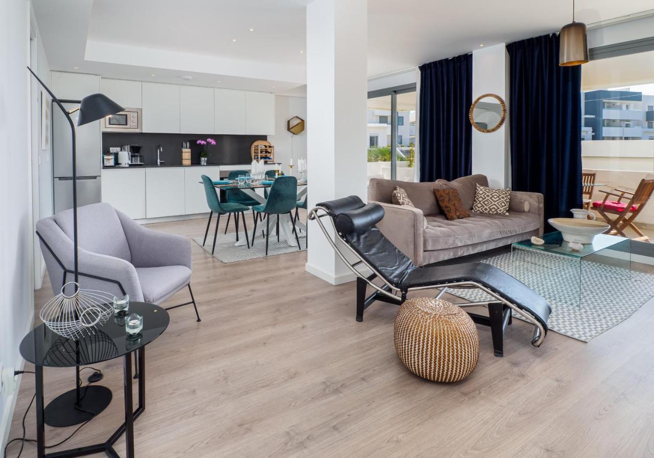 2313-amazing New Luxury With Three Bedrooms Apartamento