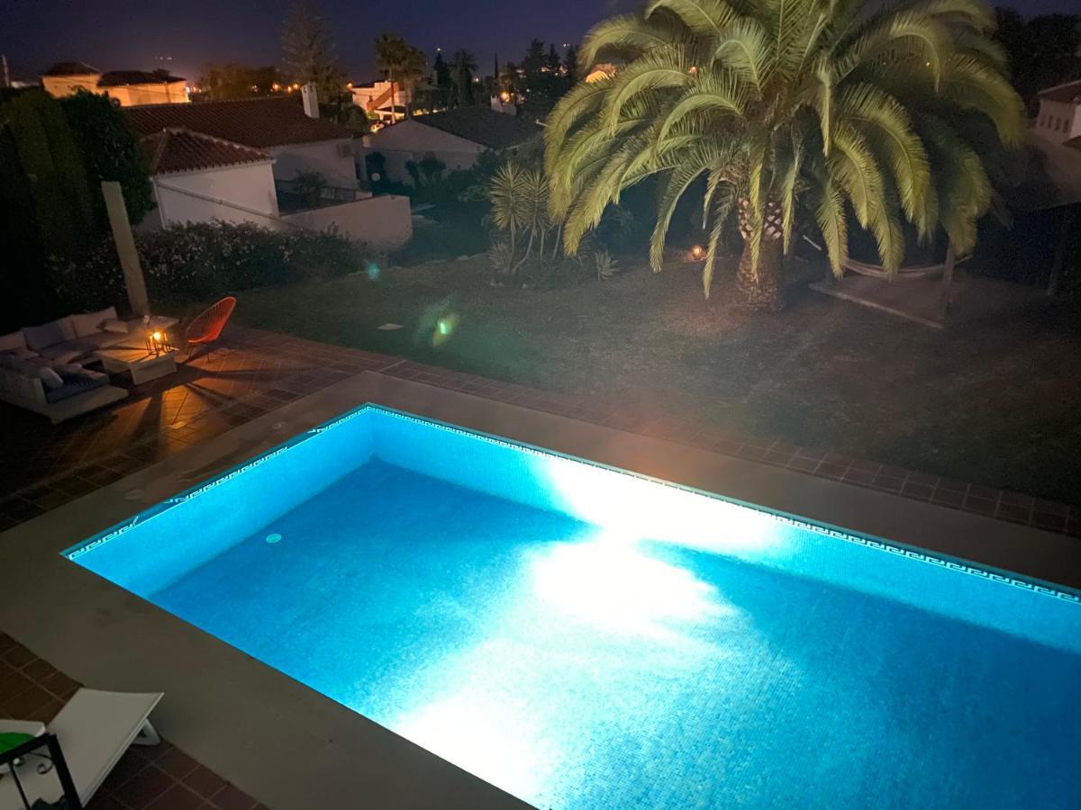 Camachuelo Holiday Villa *
