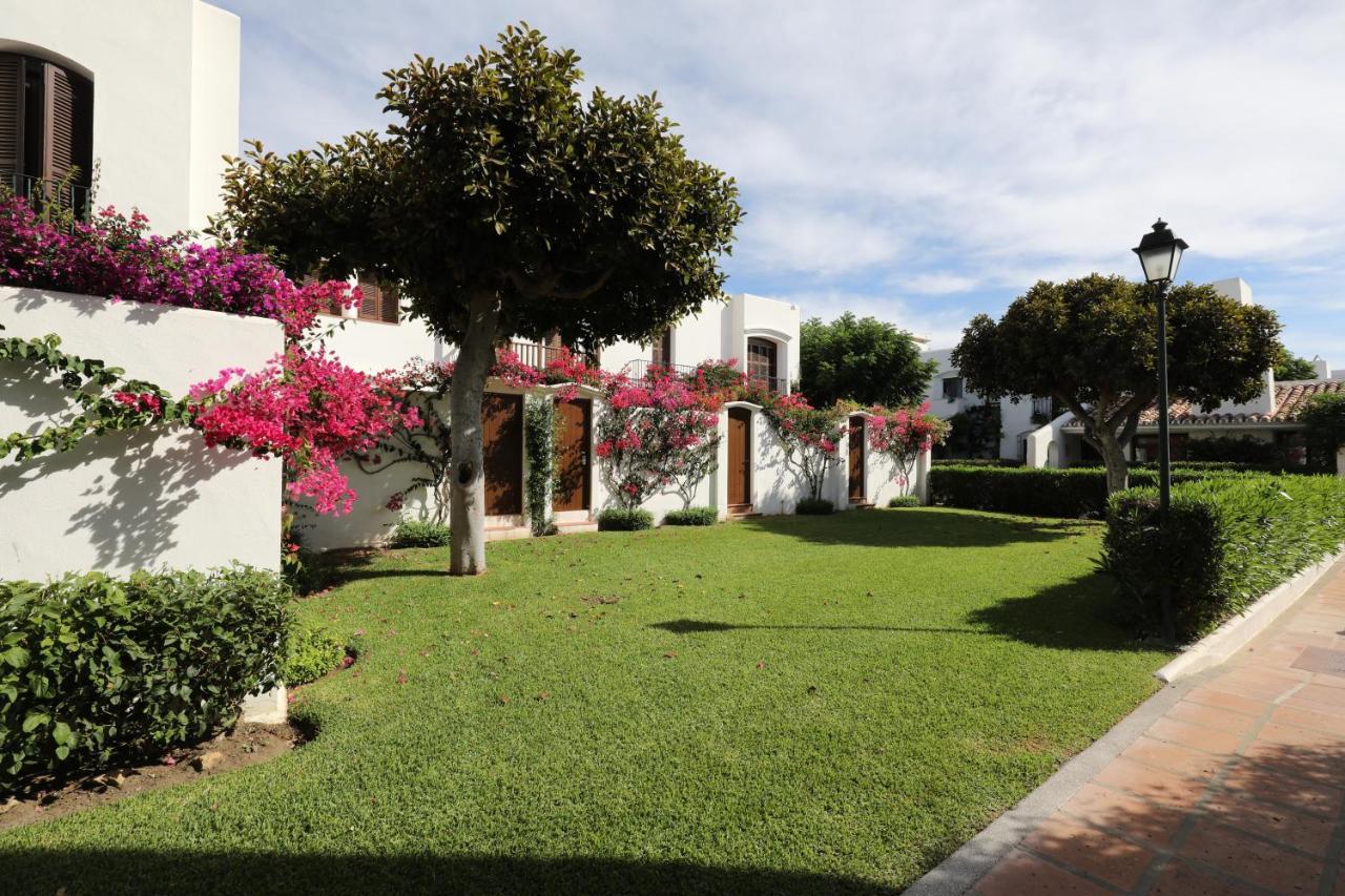 Apartamento Modern House Only A 3 Minute Walk To The Beach. *