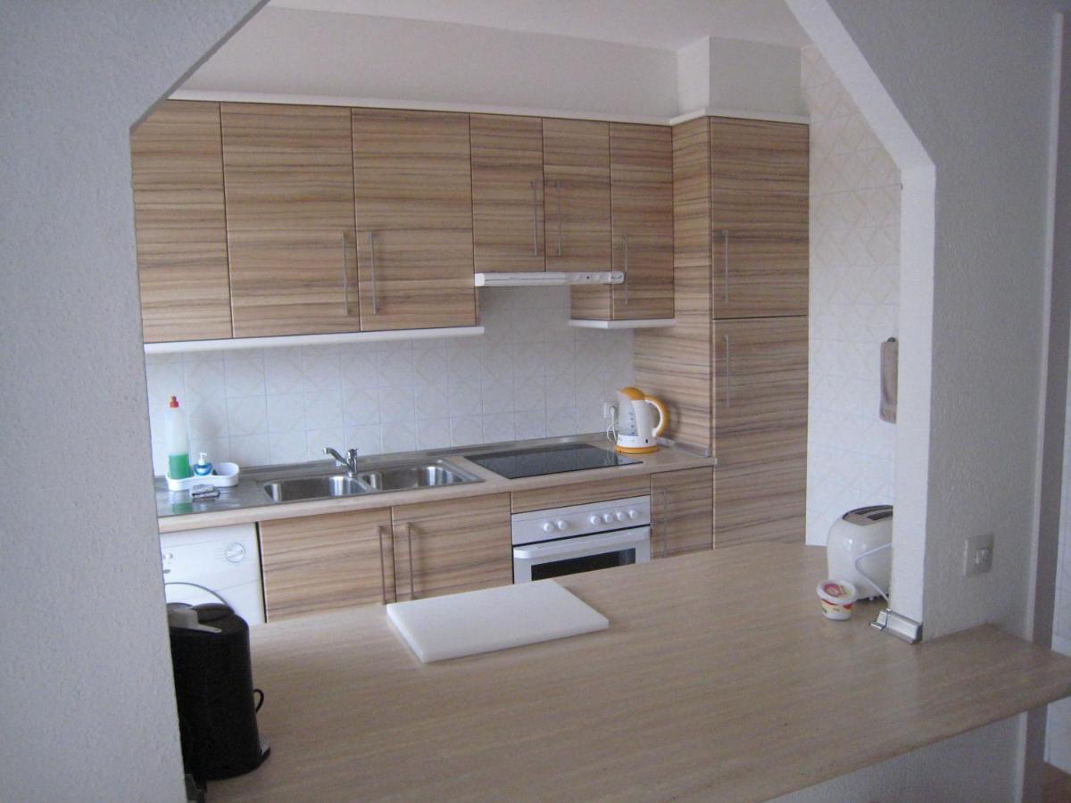 Beautiful Townhouse Internet Air Con 5 Guests Holiday home *
