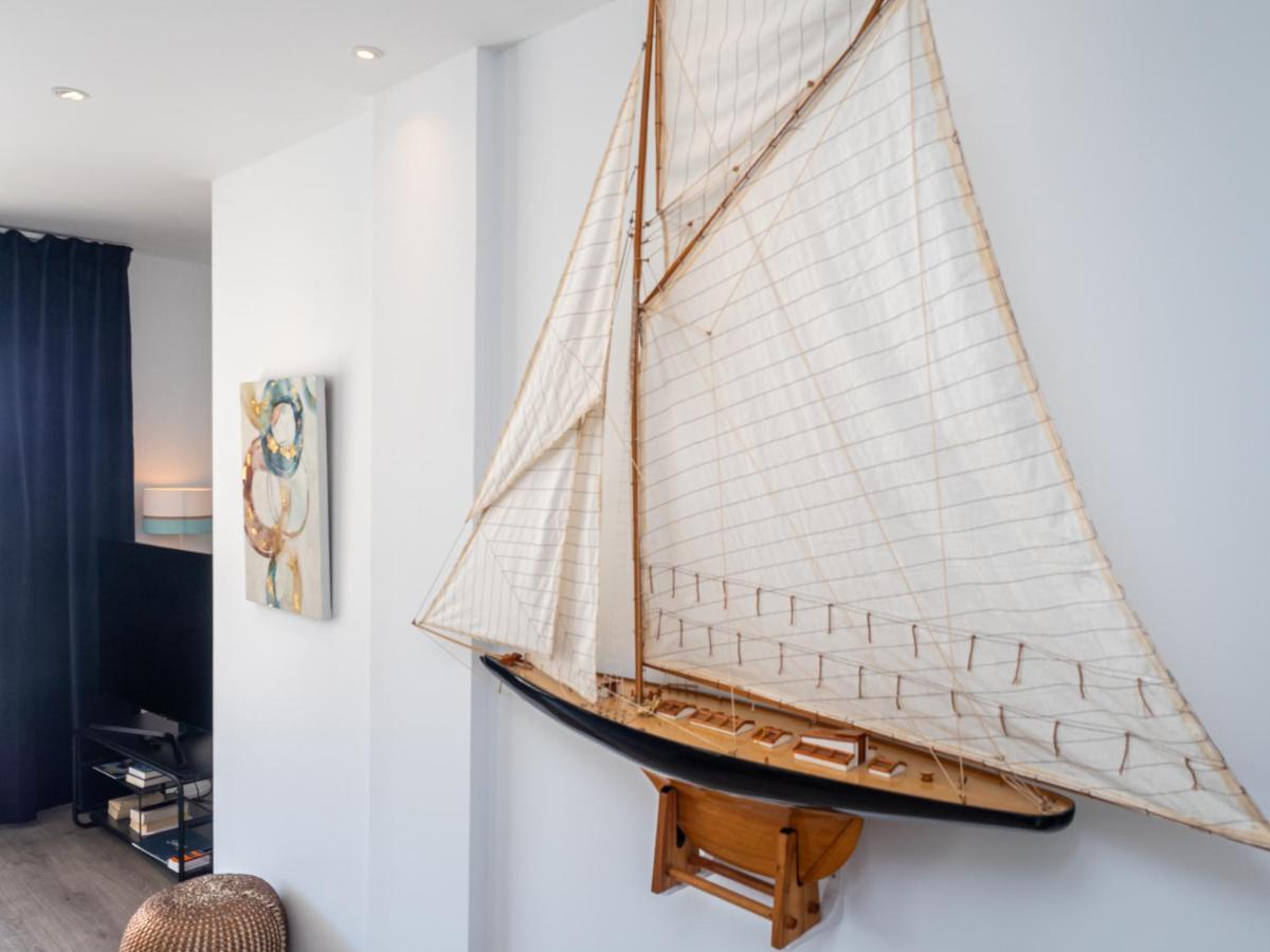 2313-amazing New Luxury With Three Bedrooms Estepona