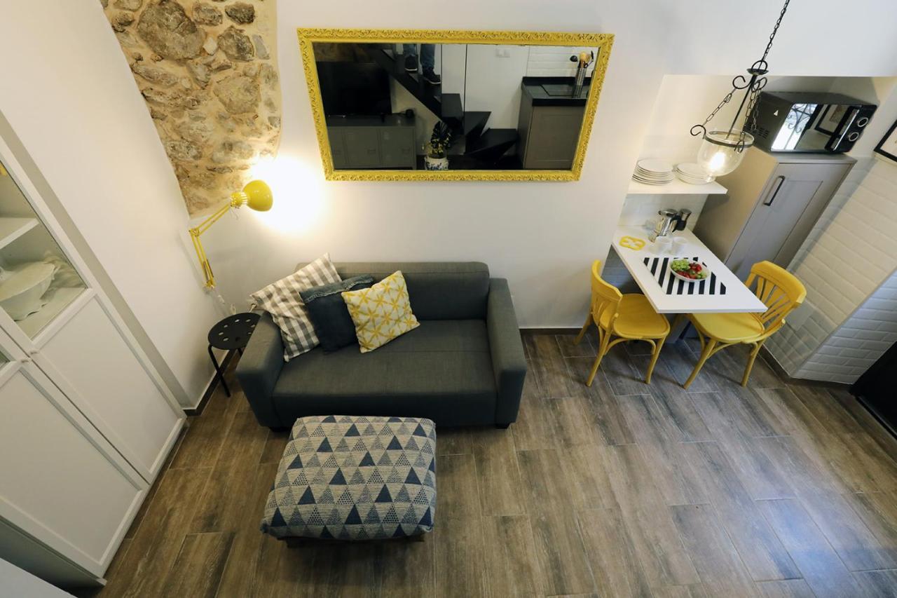 Unique Andalusian Townhouse Next To Holiday home *