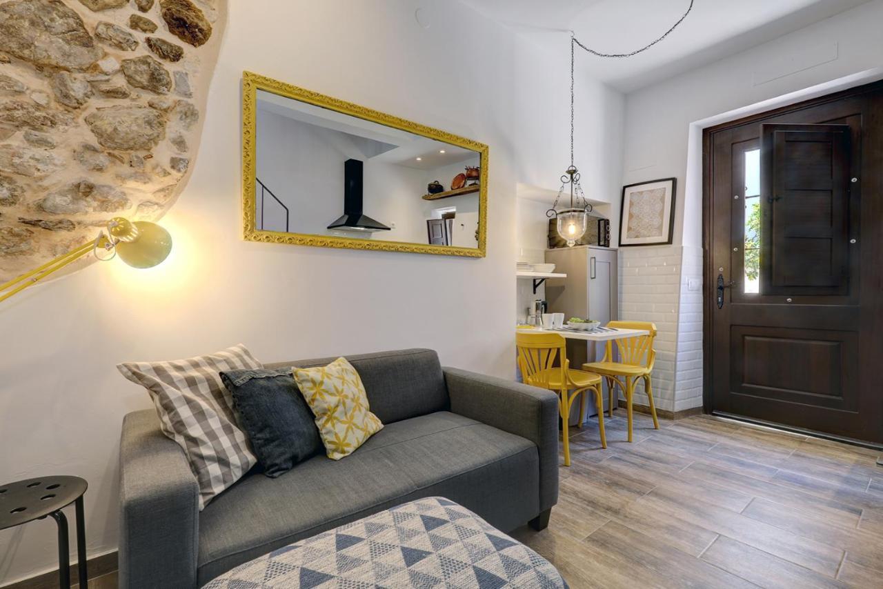 Unique Andalusian Townhouse Next To Holiday home Estepona