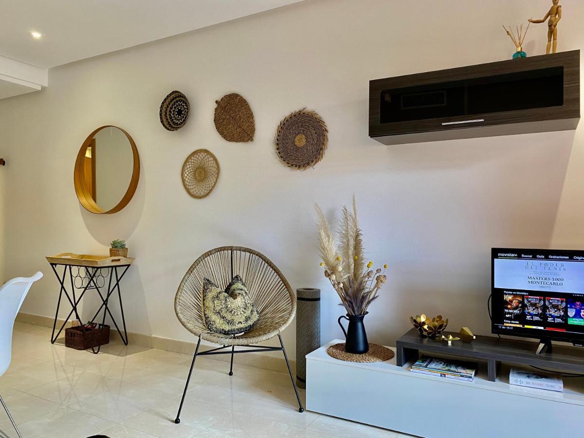 Style 2 Bedroom In The New Golden Mile Free Wifi & Parking *
