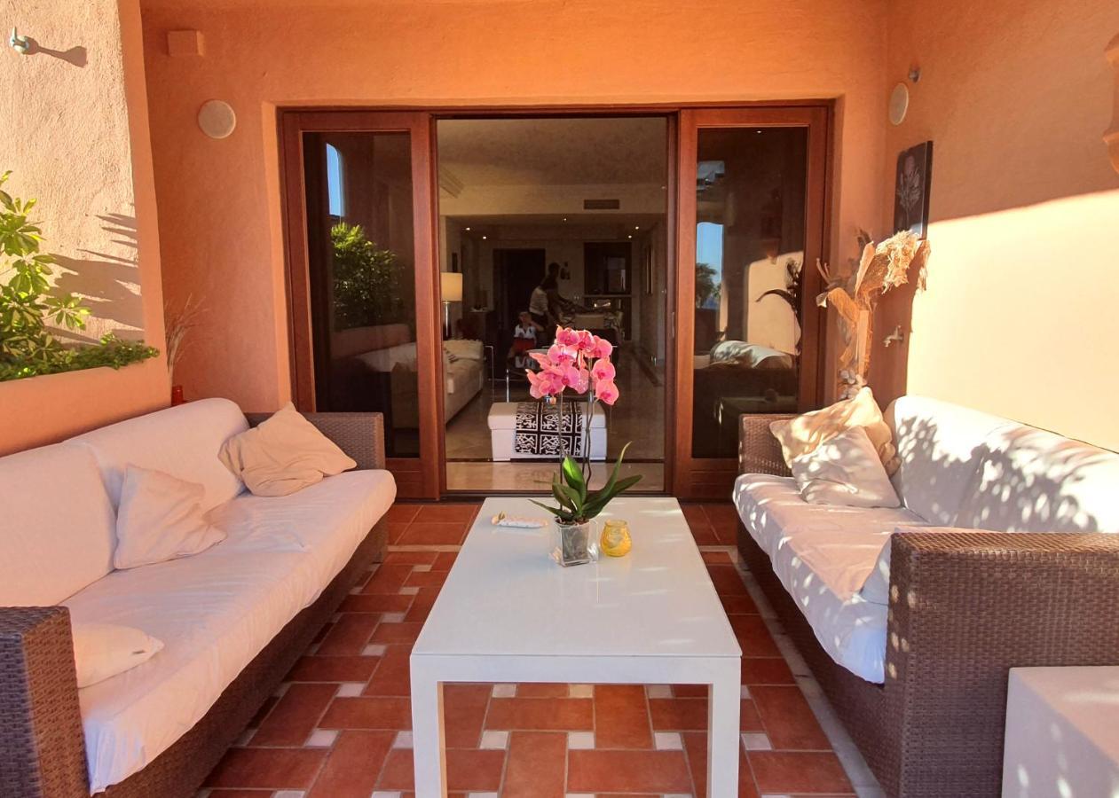 Apartment Luxurious Two Bedroom In Mar Azul,