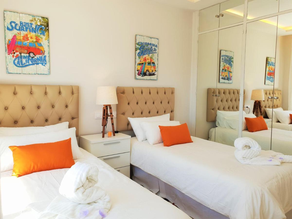 Fantastic B In Front Of The Sea & Marina Appartement Estepona