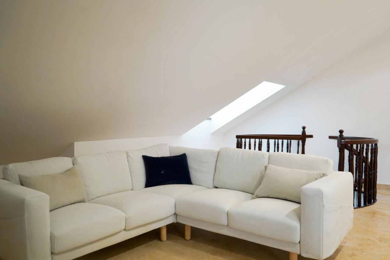 Holiday home Huge Golf And Mansion 8 Min From Puerto Banus *