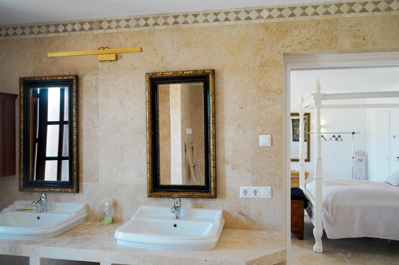 Holiday home Huge Golf And Mansion 8 Min From Puerto Banus Estepona