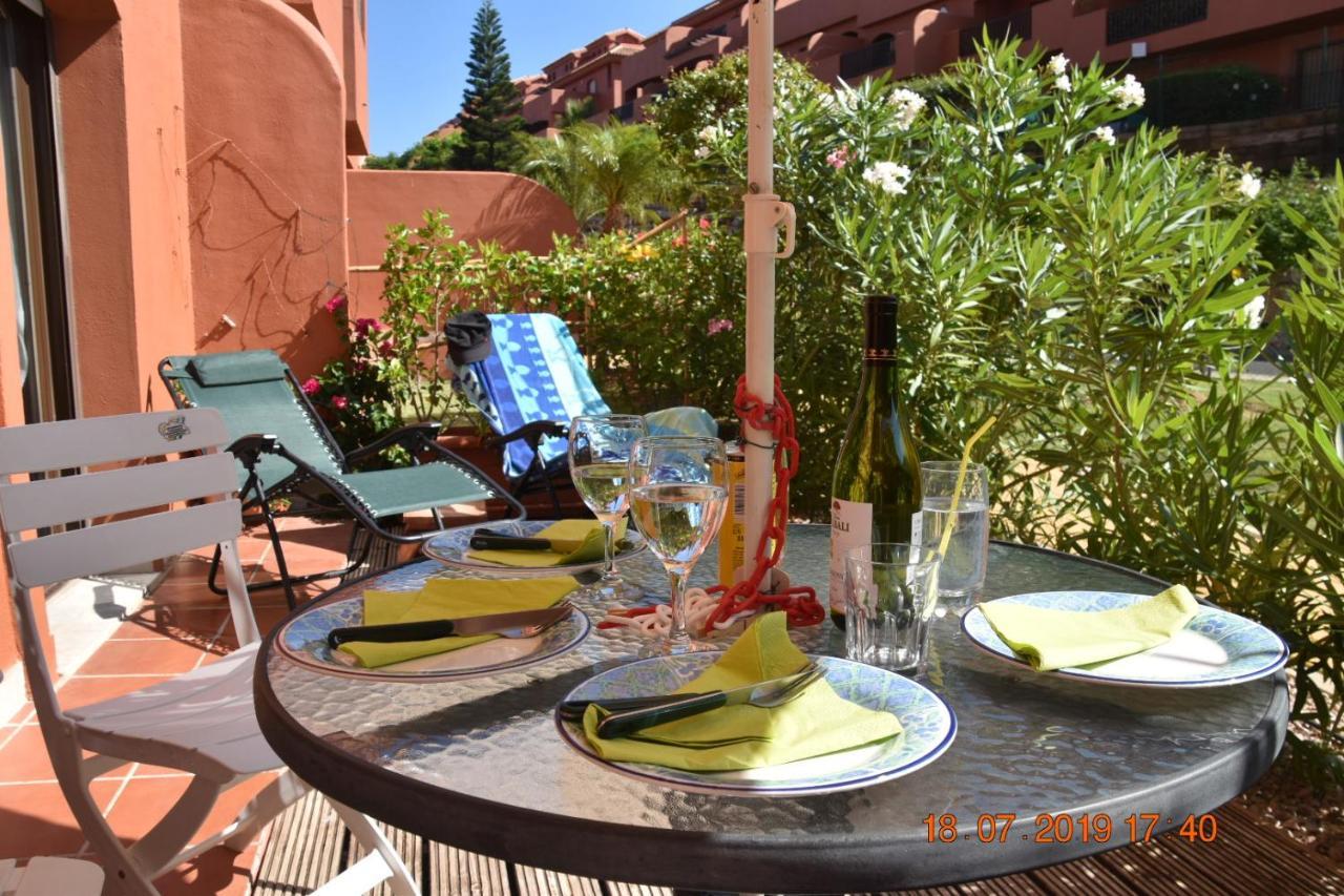 Luxury 2-bedrooms & Bathrooms * Estepona