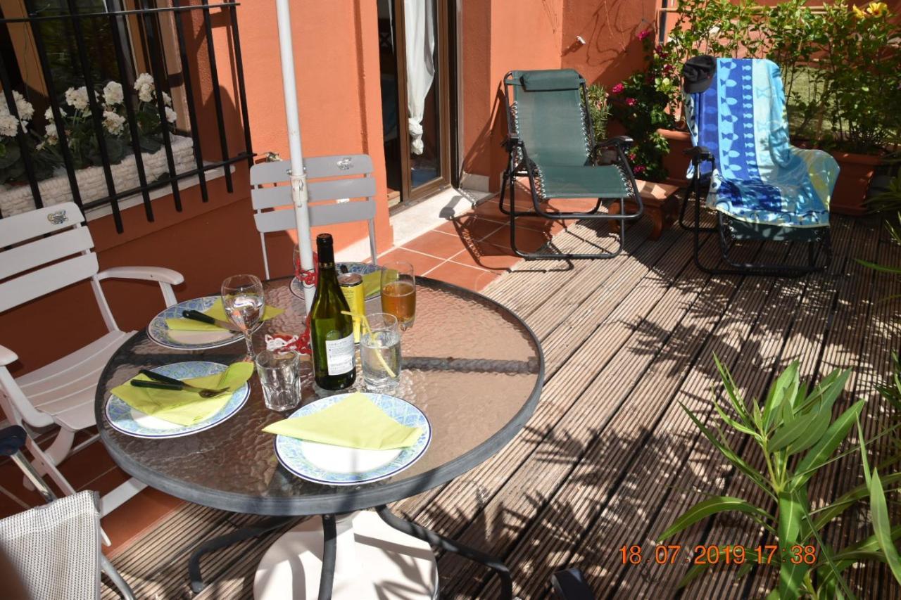 Luxury 2-bedrooms & Bathrooms Apartamento Estepona