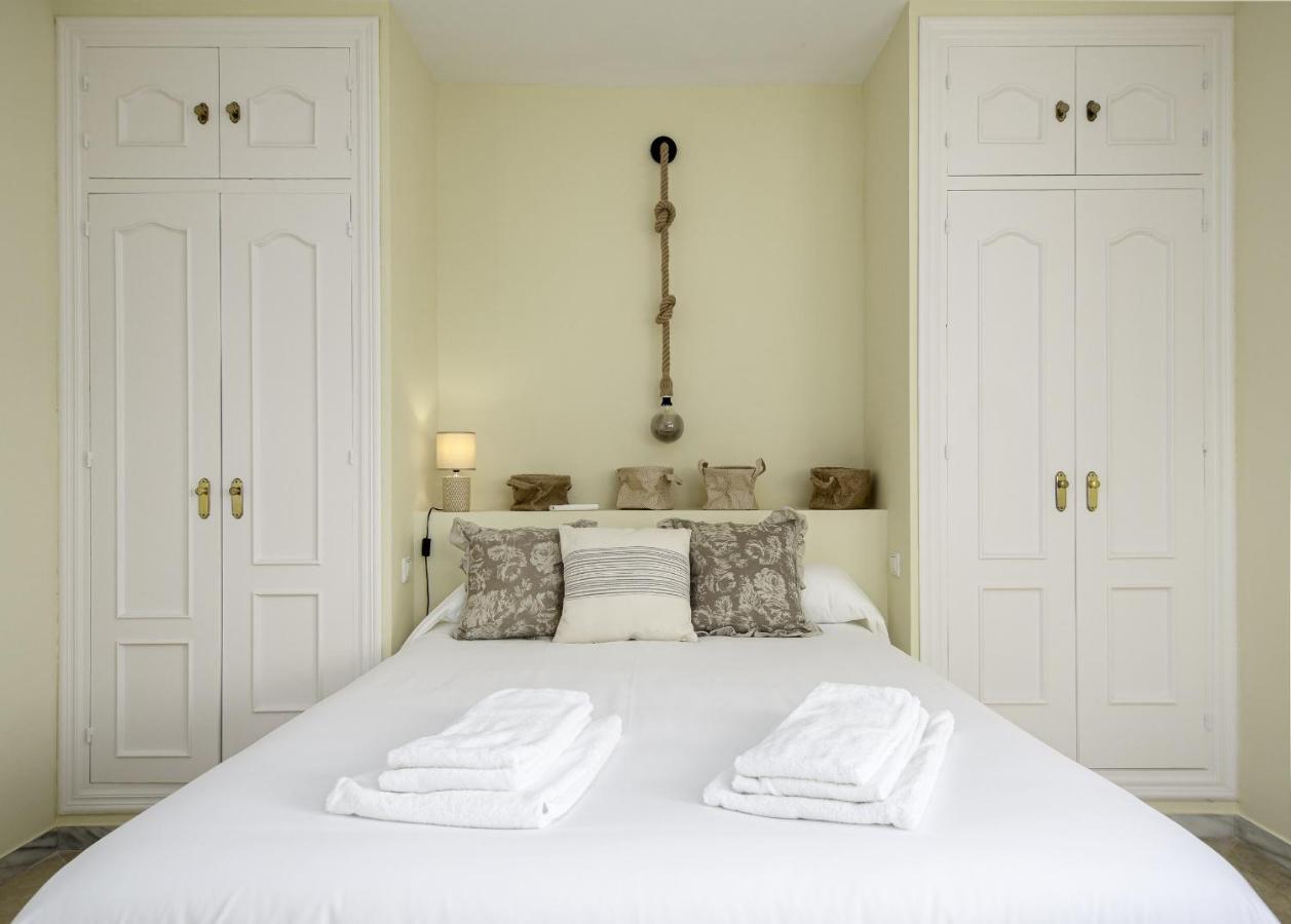 5 Beds With Private Pool Near - 5007 Villa Estepona