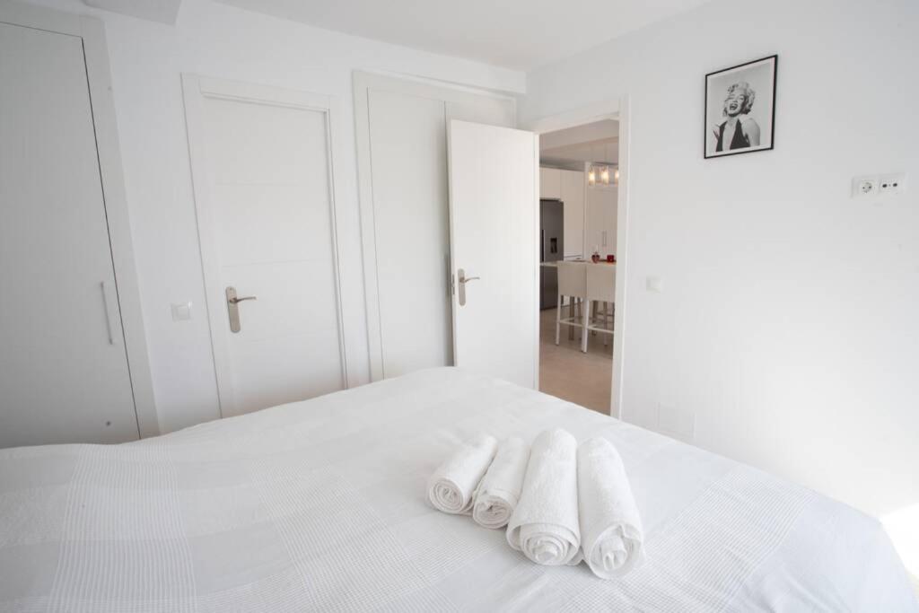 New Fantastic Location 2 Bed, 2 Bath 150m From The Beach, Central Appartement *