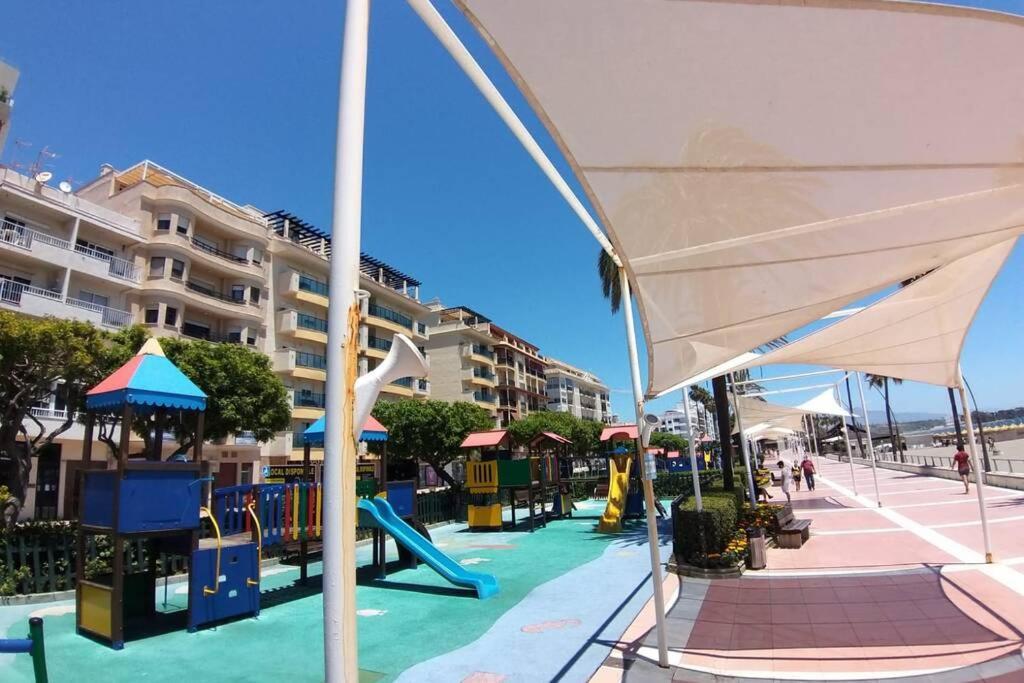 New Fantastic Location 2 Bed, 2 Bath 150m From The Beach, Central Estepona