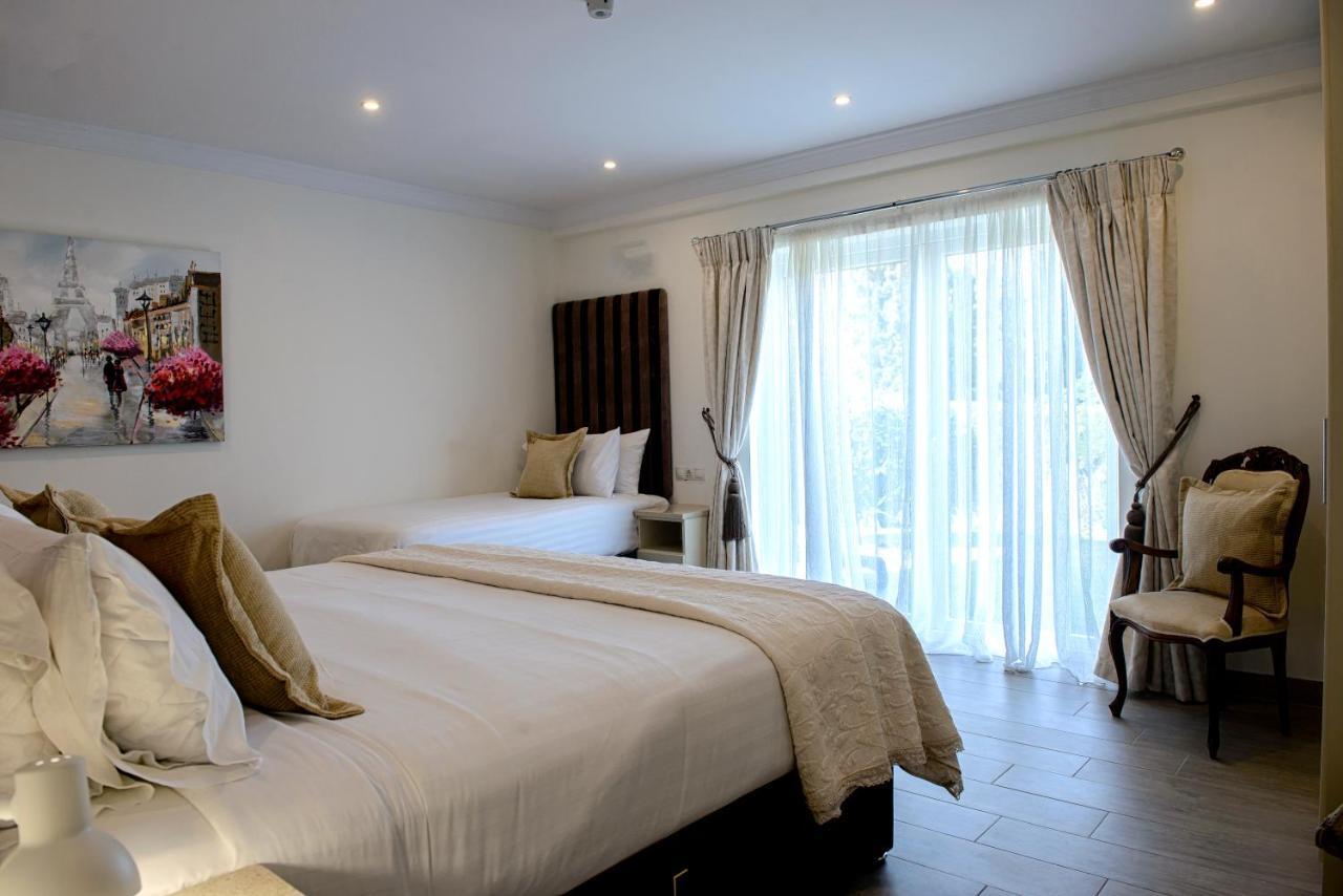 Villa Casa Michael - El Paraiso, Marbella *
