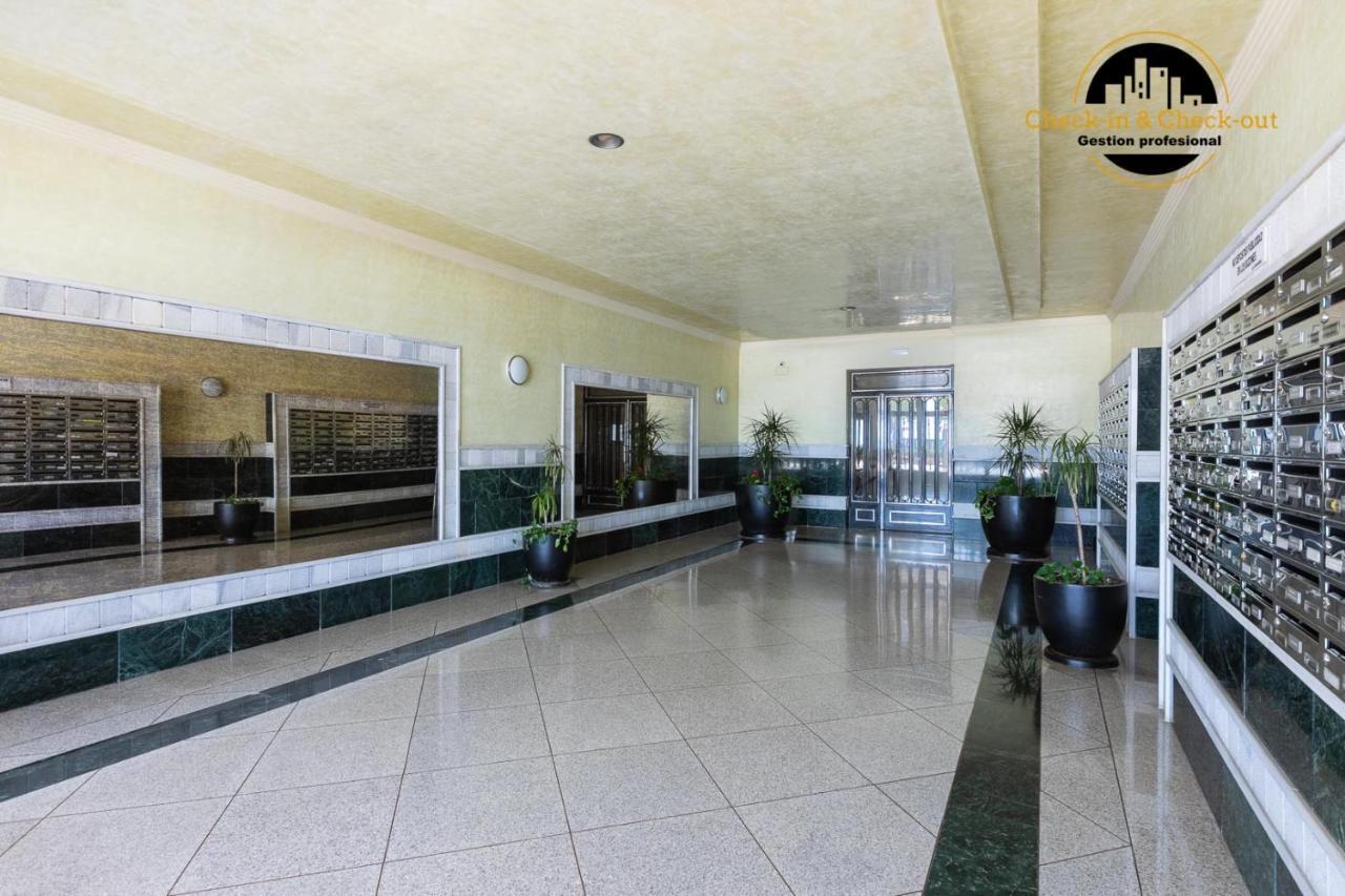 7 Apartment *