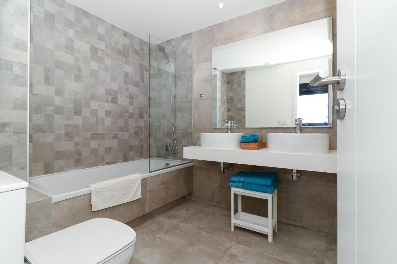 Apartment Newly Refurbished 2bed In Infinity, Pool By Rafleys Estepona