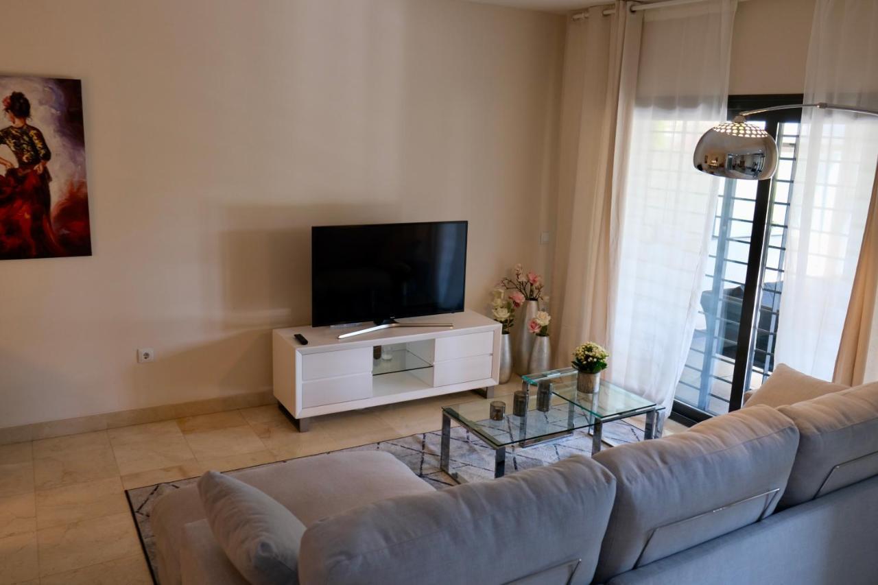 Alegria De Vivir Exclusiv 2 Bedroom Pool, Parking, Wifi, Netflix, Padel And Apartment