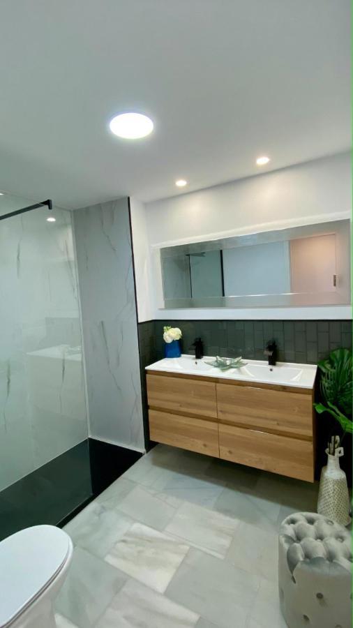 Apartment Ikram Front Beach Bermuda Beach Estepona