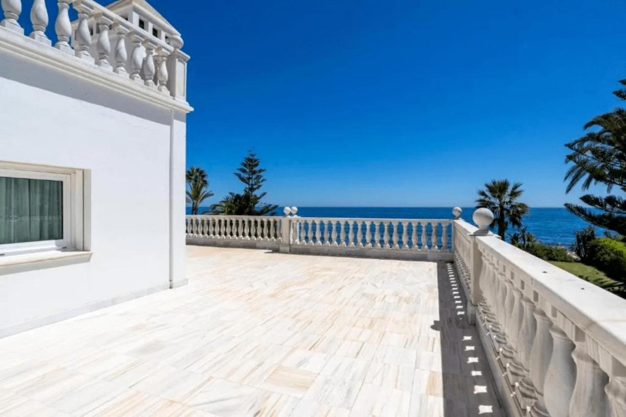 The Palace Marbella - Lavish Beachfront Villa