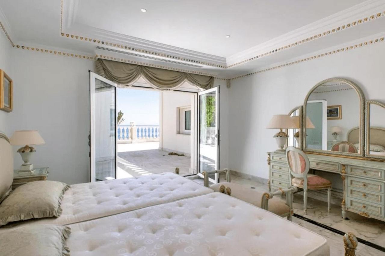 The Palace Marbella - Lavish Beachfront Villa *