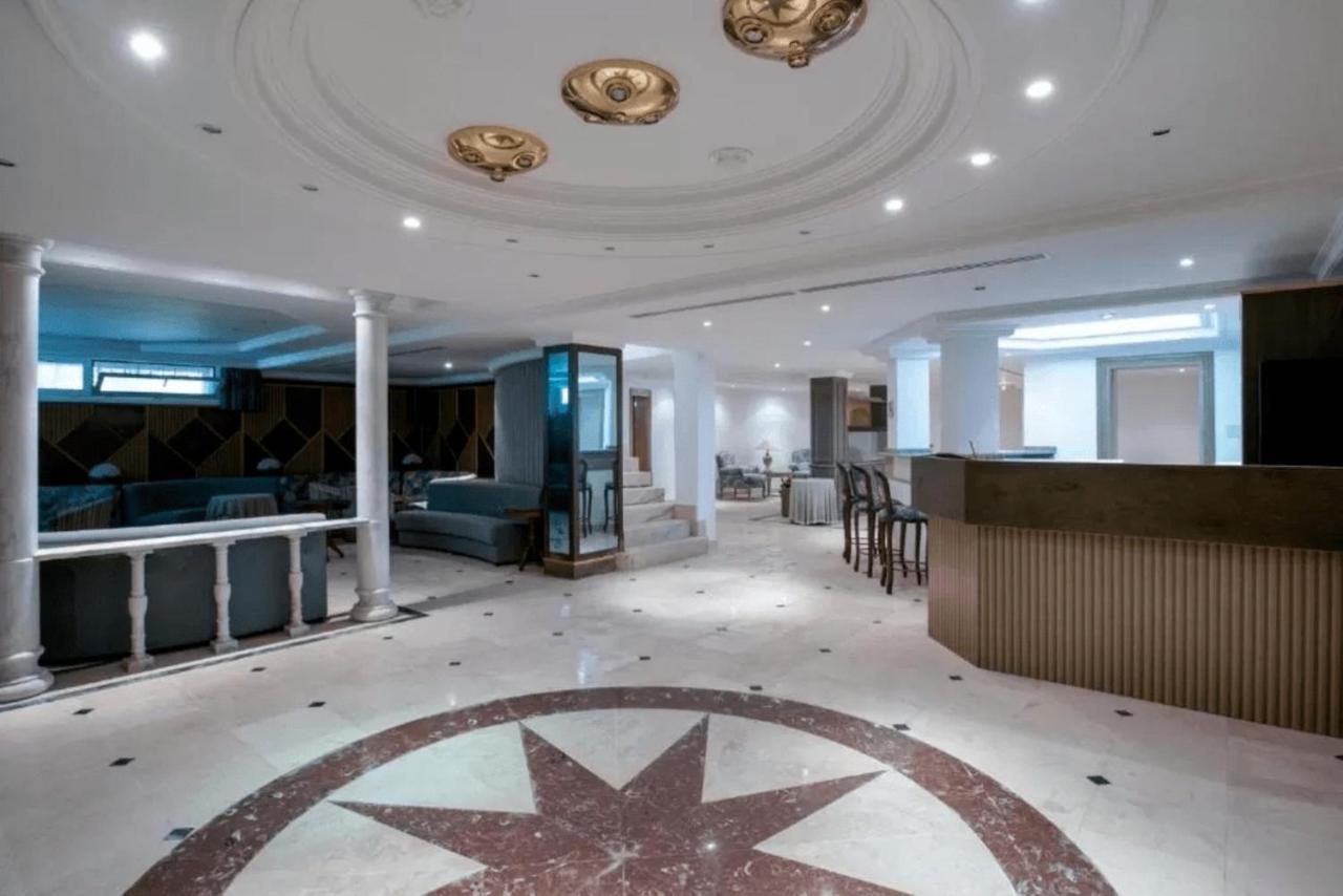 The Palace Marbella - Lavish Beachfront * Estepona